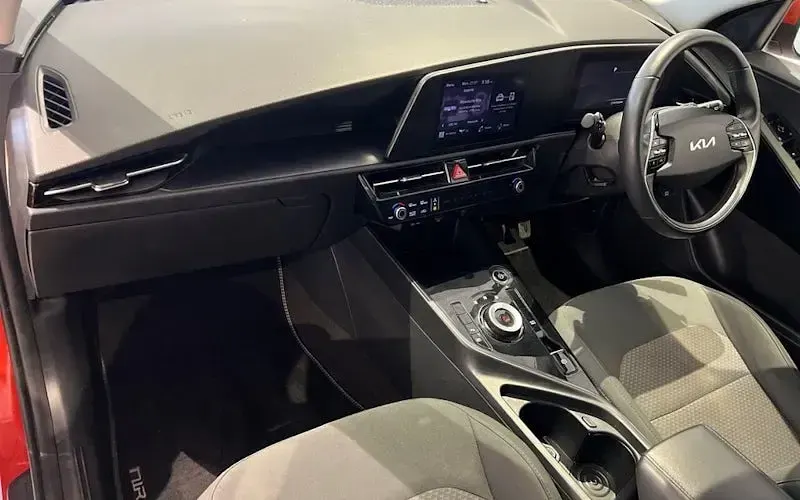Used Kia e-Niro 150 kW (204 HP) 2023 Orange SUV