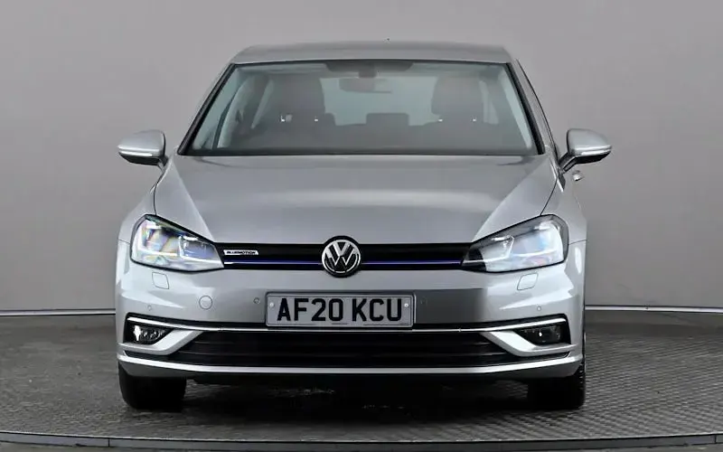 Used VW Golf VIII Edition 131 HP (96 kW) 2020 Hatchback