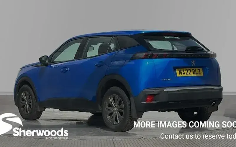 Used Peugeot 2008 Active Premium 110 HP (80 kW) 2022 Blue SUV