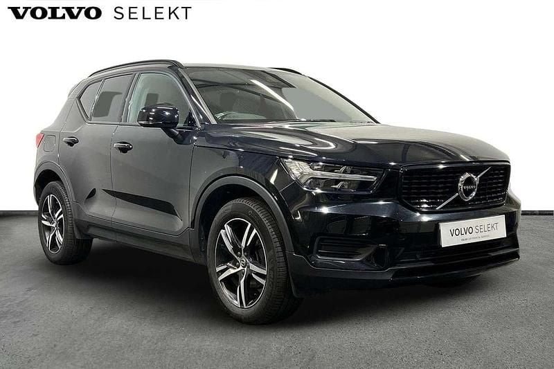 Black Used 2022 Volvo XC40 R-Design SUV | £23,650 (Good price) - Image 1/3