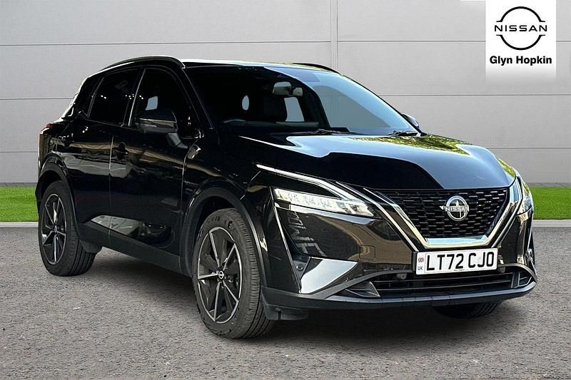 Black Used 2022 Nissan Qashqai Tekna SUV | £21,967 (Expensive) - Image 1/4