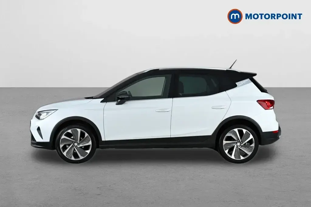 Used Seat Arona FR Sport 2023 White SUV