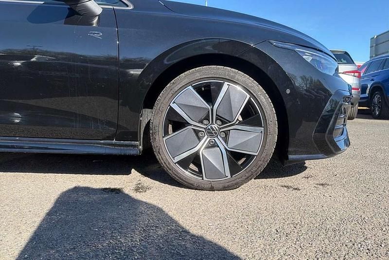 Used VW Golf VIII Black Edition 150 HP (110 kW) 2025 Black Hatchback