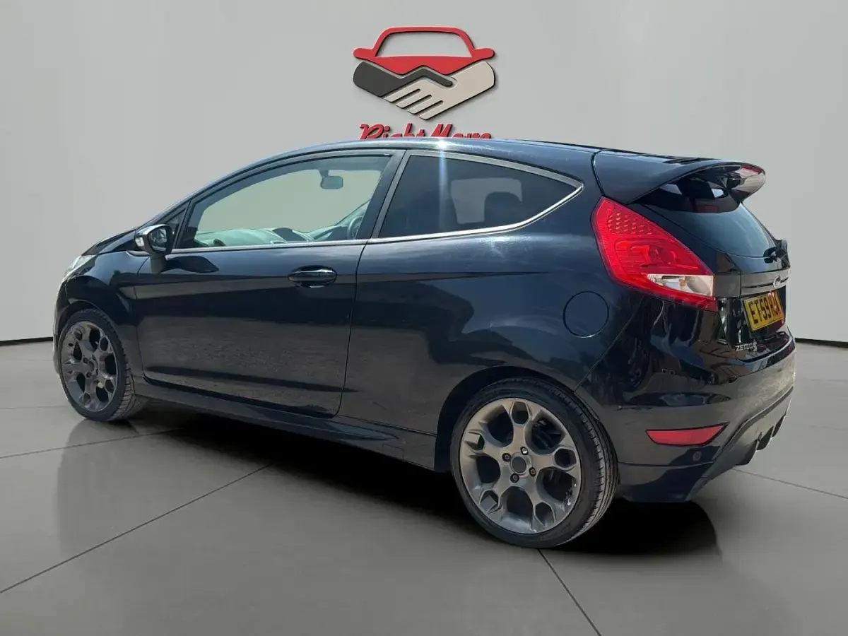 Used Ford Fiesta Zetec 2010 Black Hatchback
