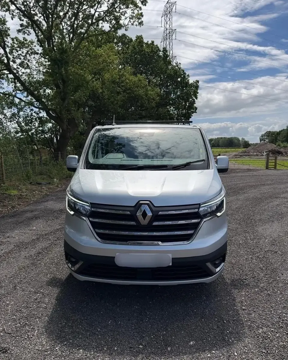 Used Renault Trafic 130 HP (95 kW) 2023 Grey MPV