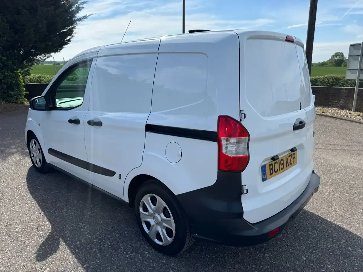 Usado Ford Transit Trend 2019 Branco Van