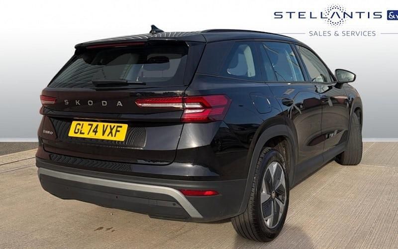 Second-hand Skoda Kodiaq SE 150 CP (110 kW) 2024 Negru SUV