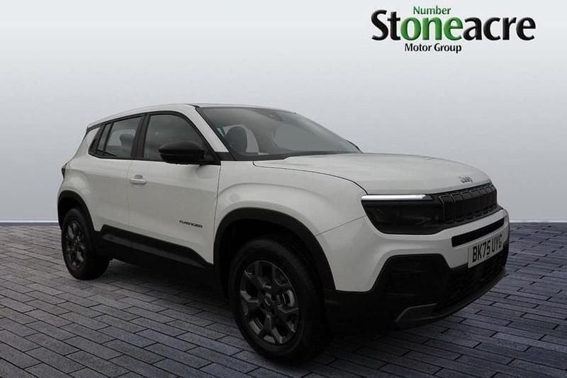 White New 2025 Jeep Avenger Longitude SUV | £19,995 (Good price) - Image 1/1
