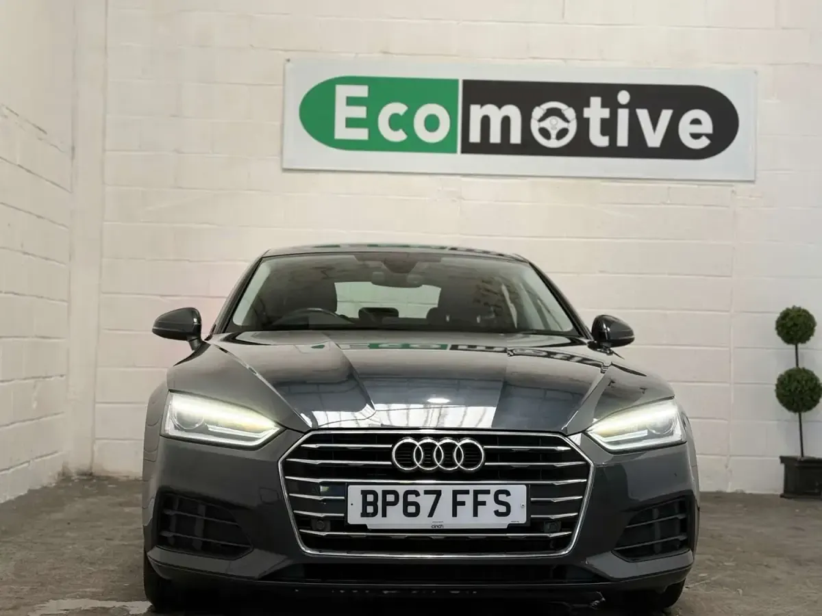 Usado Audi A5 Advanced 2017 Cinzento Coupé