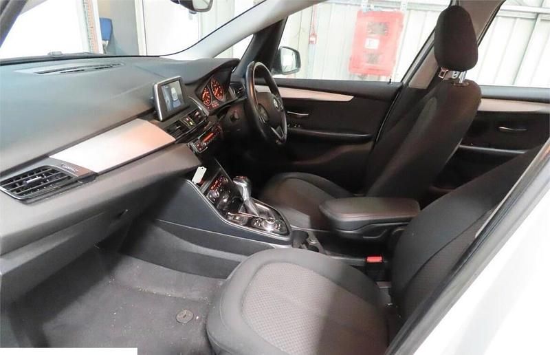 Used BMW 218 Impressive 2015 White Hatchback