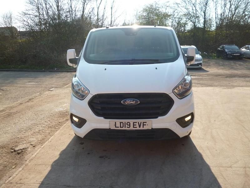Used Ford Transit Custom Trend 2019 White