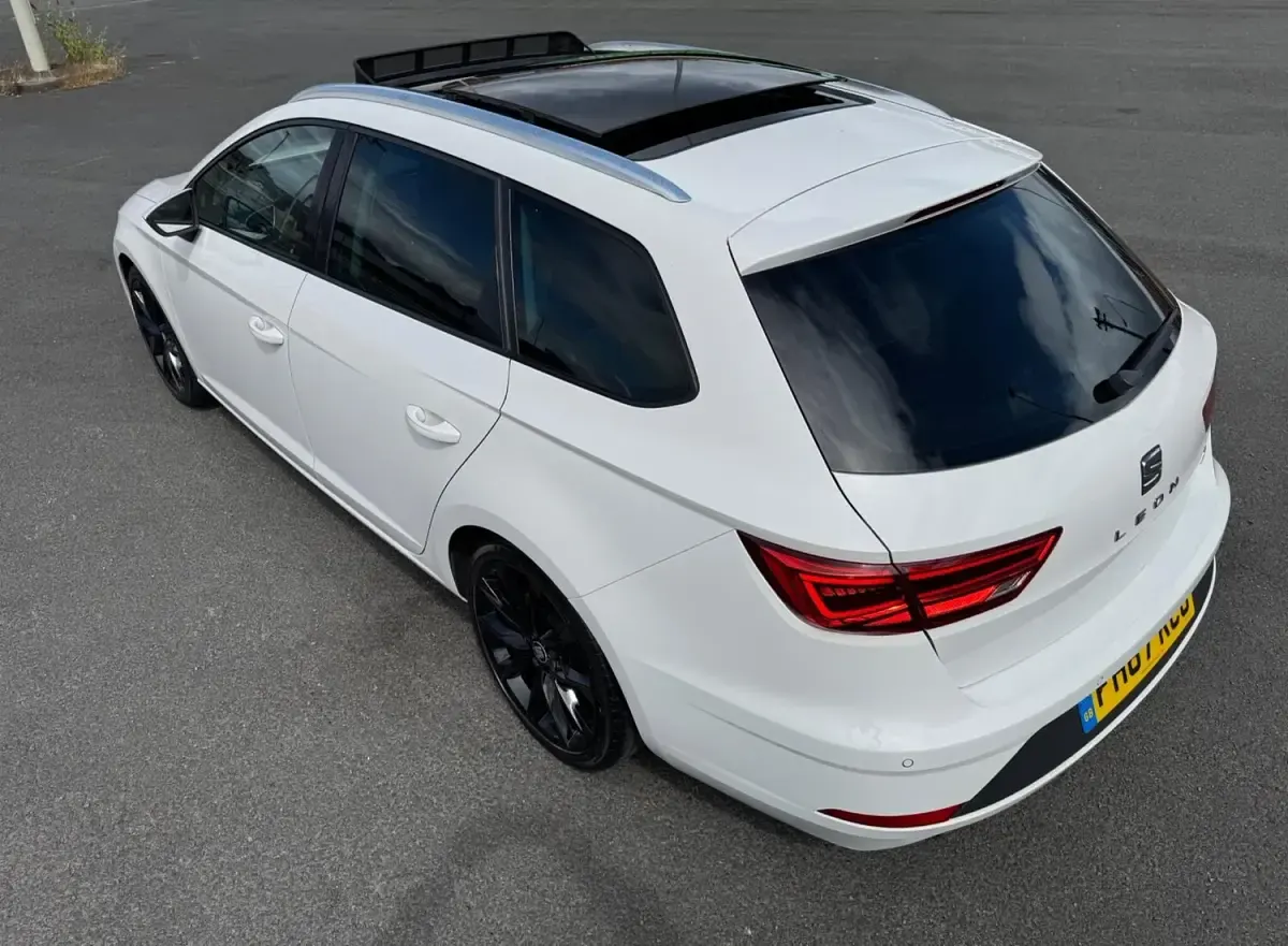 Used Seat Leon FR 2017 White Estate