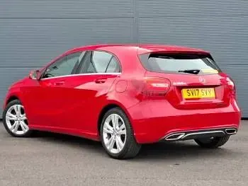 Used Mercedes A180 109 HP (80 kW) 2017 Red Hatchback