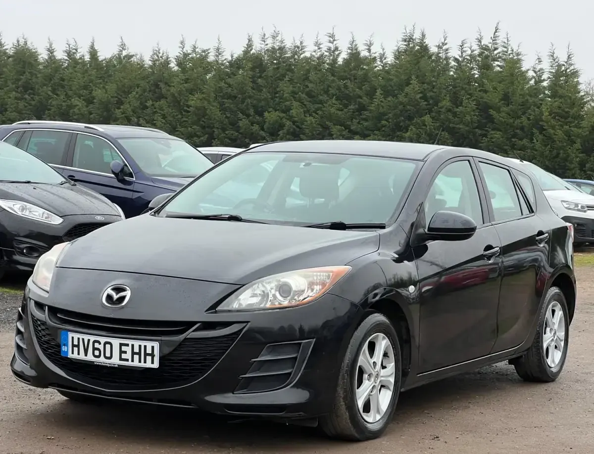 Używany Mazda 3 2010 Czarny Hatchback