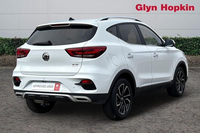 New MG ZS Exclusive 106 HP (77 kW) 2025 Silver SUV
