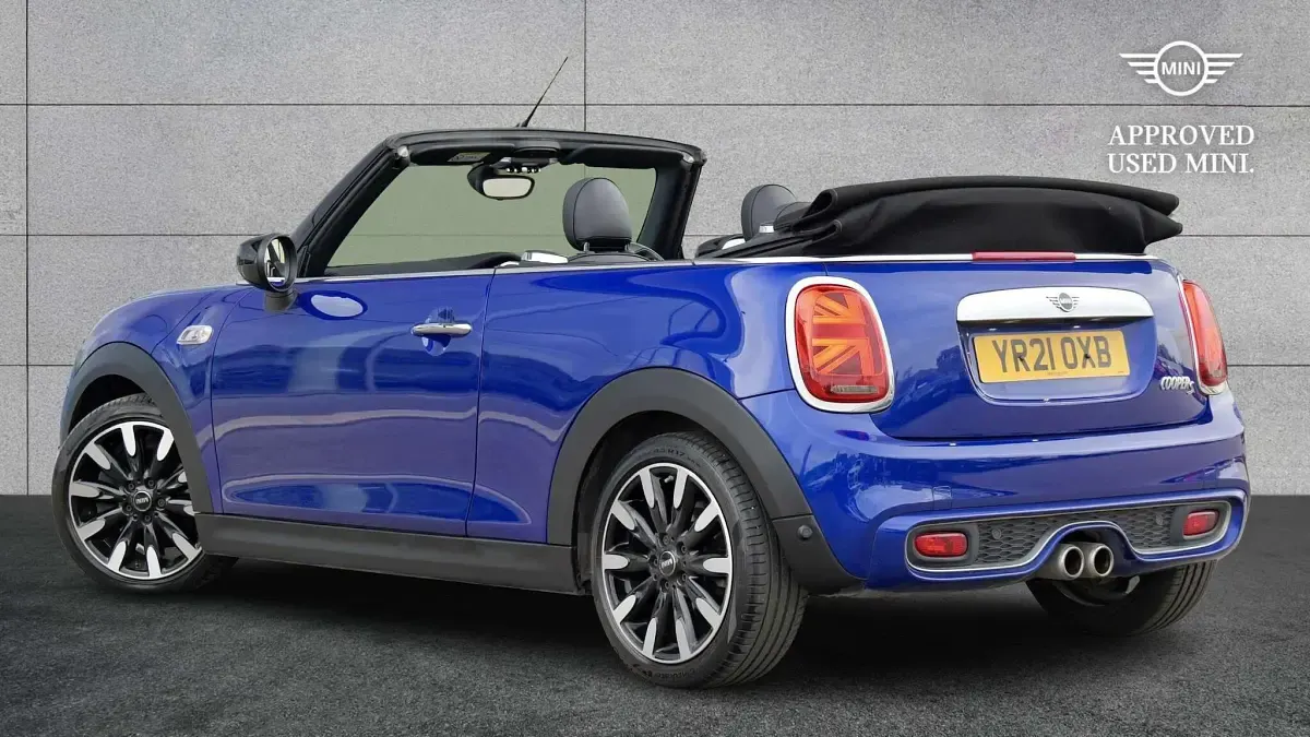 Used Mini Cooper S Cabriolet Exclusive 189 HP (139 kW) 2021 Blue Cabriolet