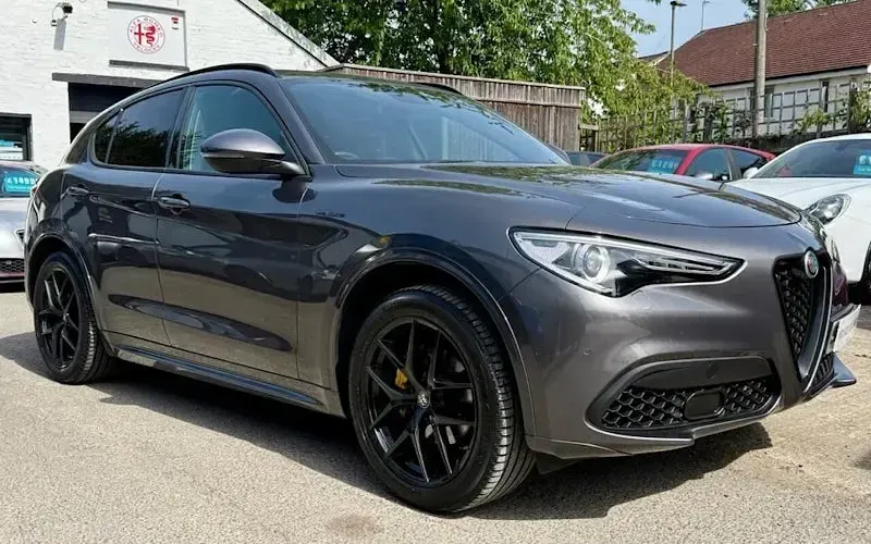 Begagnad Alfa Romeo Stelvio Veloce 280 HK (205 kW) 2022 SUV