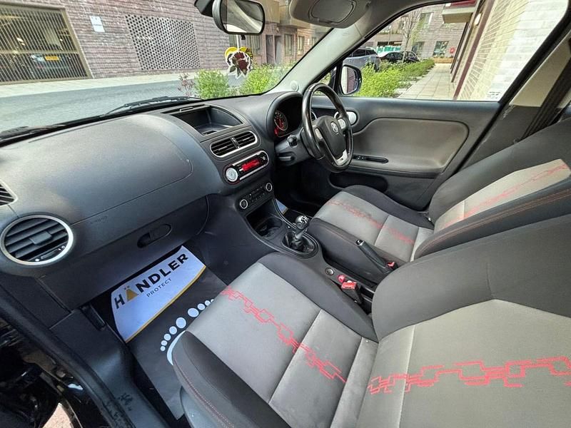 Used MG MG3 106 HP (77 kW) 2016 Black Hatchback