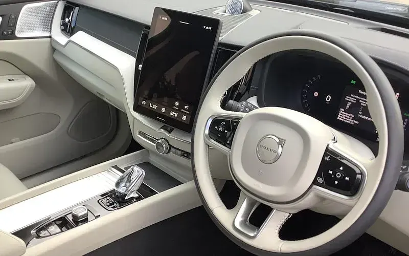New Volvo XC60 Ultra 455 HP (334 kW) 2025 Blue SUV