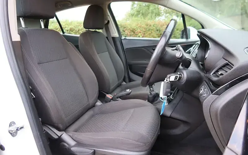Used Vauxhall Mokka Active 140 HP (102 kW) 2018 White SUV