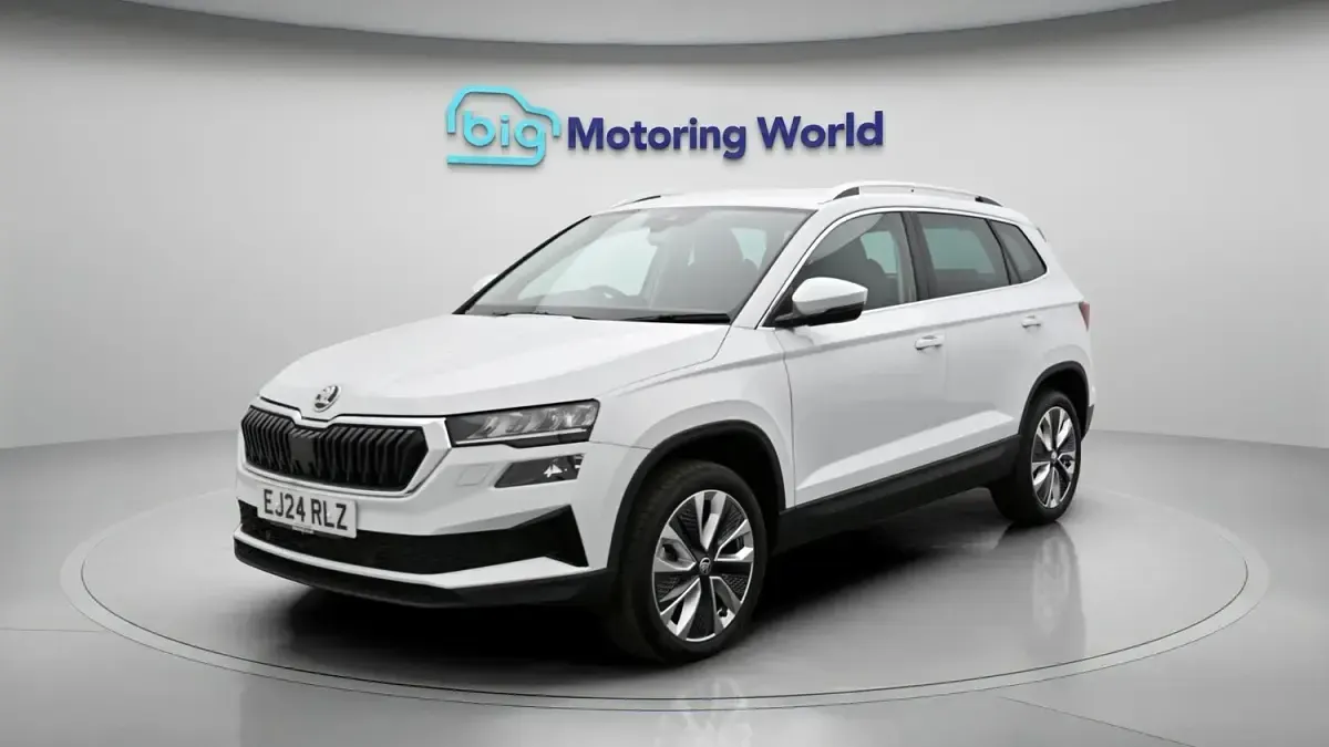 Used Skoda Karoq SE L 150 HP (110 kW) 2024 White SUV