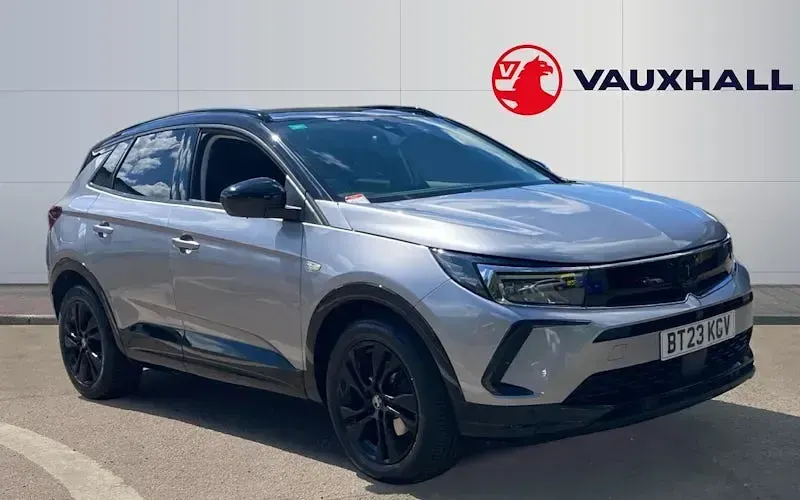 Used Vauxhall Grandland X 131 HP (96 kW) 2023 SUV