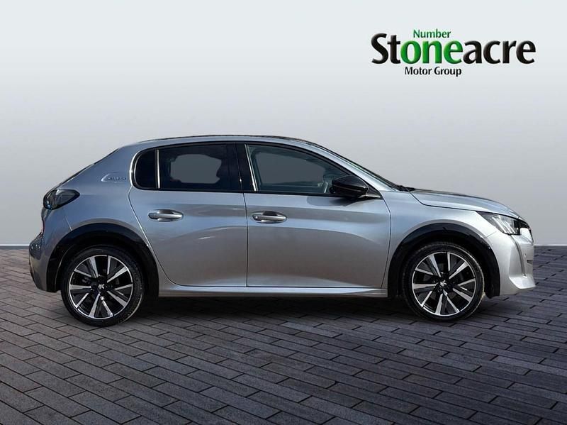 Used Peugeot 208 GT-line 101 HP (74 kW) 2020 Grey Hatchback