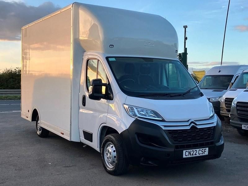 White Used 2022 Citroën Relay Van | £13,995 (Expensive) - Image 1/4