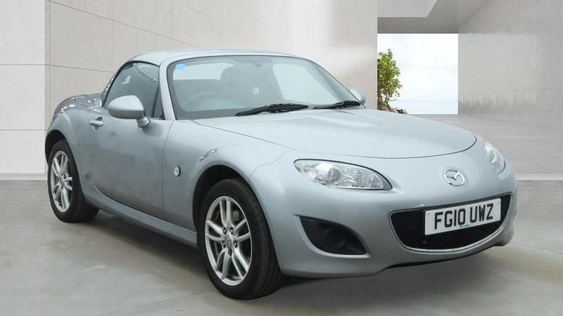 Usado Mazda MX5 126 HP (92 kW) 2010 Prateado Cabrios