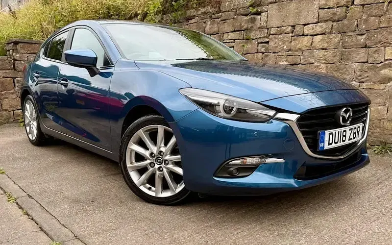 Used Mazda 3 Inclusive 120 HP (88 kW) 2018 Hatchback