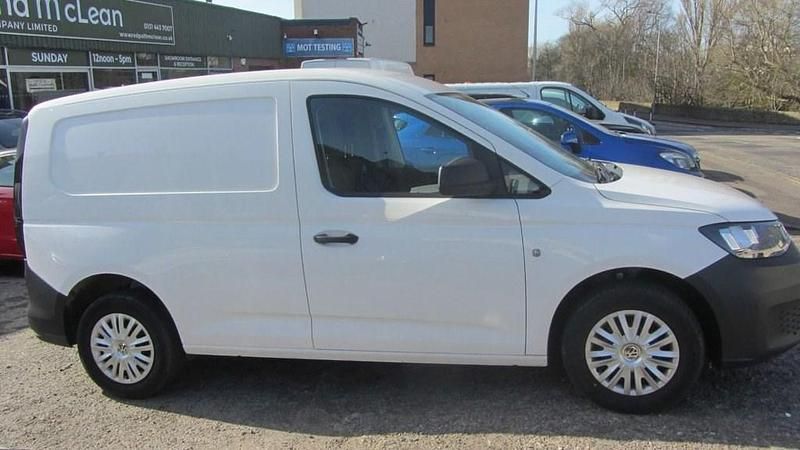 Used VW Caddy S 102 HP (75 kW) 2022 White MPV