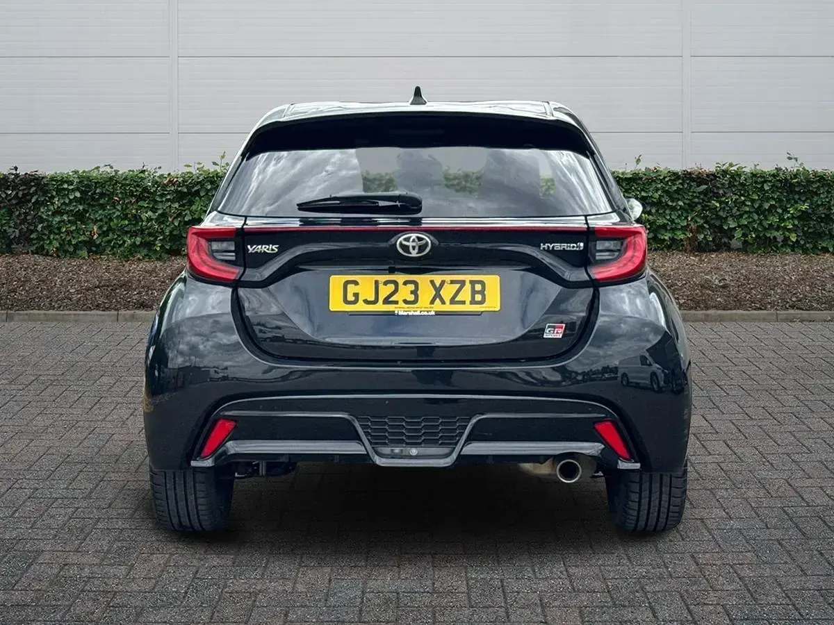 Used Toyota Yaris Sport 116 HP (85 kW) 2023 Black Hatchback