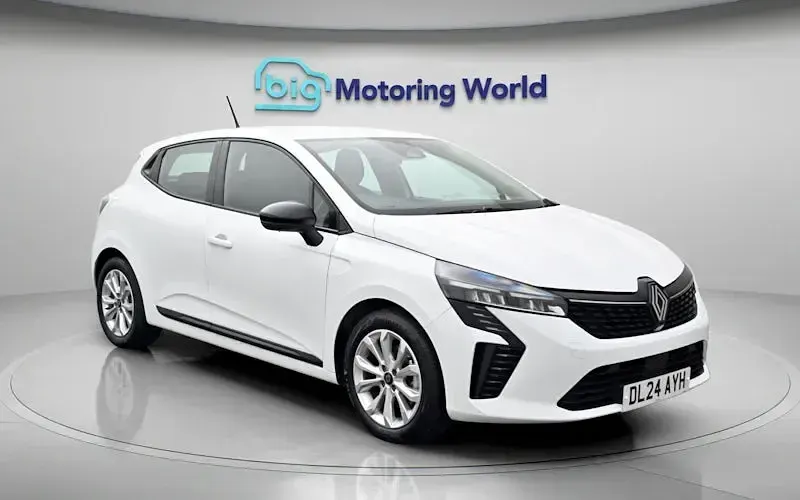 Used Renault Clio Evolution 143 HP (105 kW) 2025 Hatchback