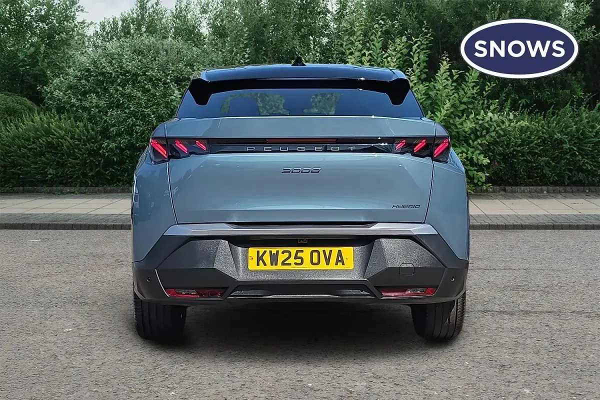 Used Peugeot 3008 GT 136 HP (100 kW) 2025 Ingaro blue SUV