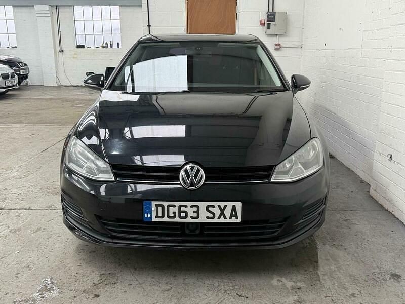 Used VW Golf VII SE 105 HP (77 kW) 2013 Black Hatchback