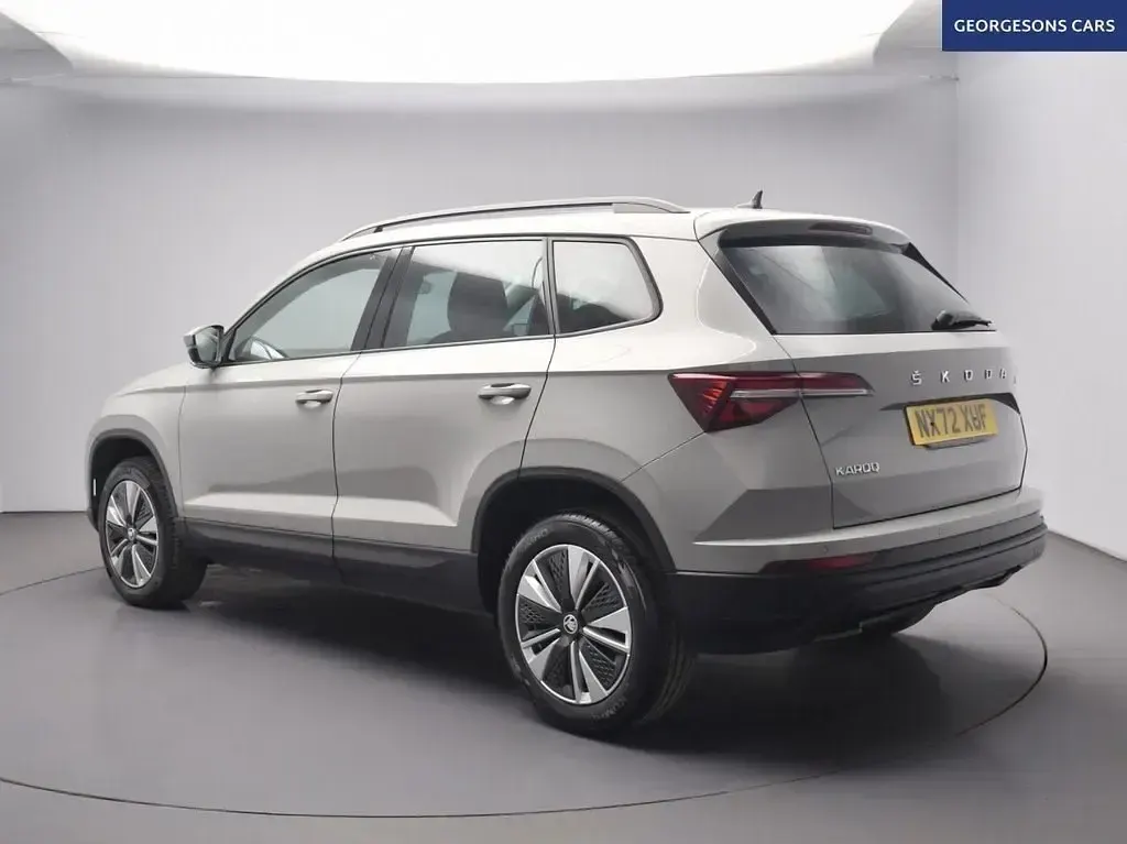 Gebraucht Skoda Karoq SE Drive 150 PS (110 kW) 2022 Grau SUV