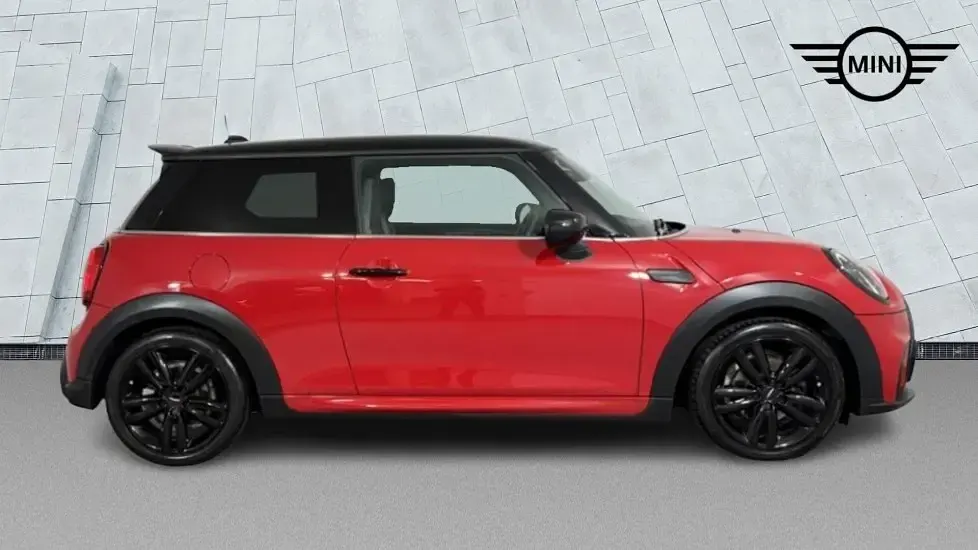 Used Mini Cooper Hatch 134 HP (98 kW) 2023 Red Hatchback