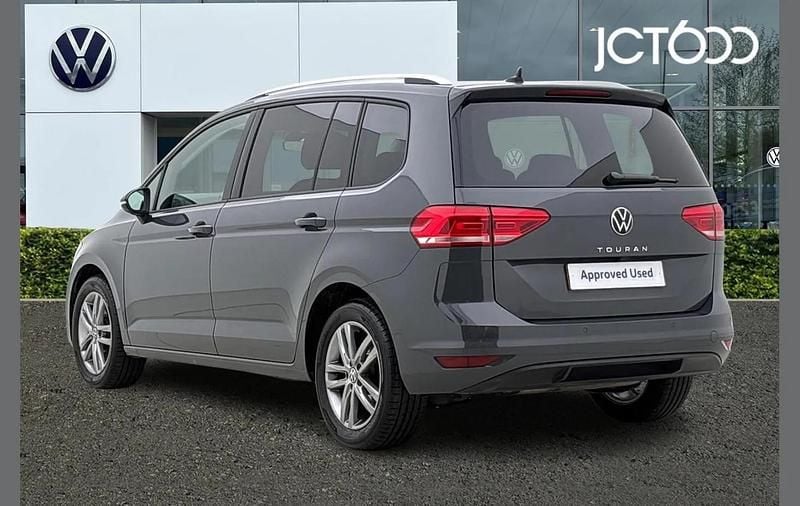 Used VW Touran Match 150 HP (110 kW) 2025 Grey MPV