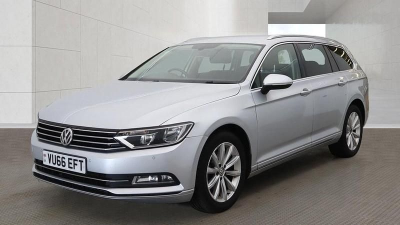 Used VW Passat Business 150 HP (110 kW) 2016 Reflex silver Estate