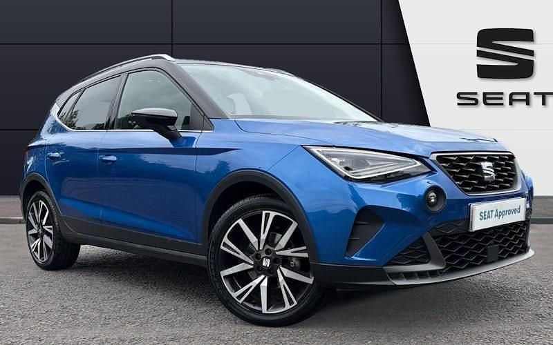 Blue Used 2023 Seat Arona FR SUV | £14,329 (Fair price) - Image 1/4