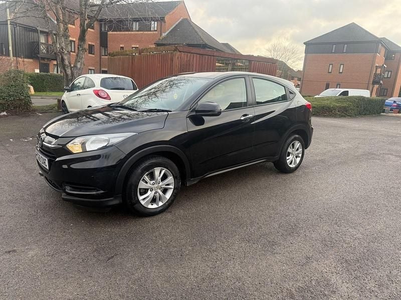 Used Honda HR-V S 120 HP (88 kW) 2019 Black SUV