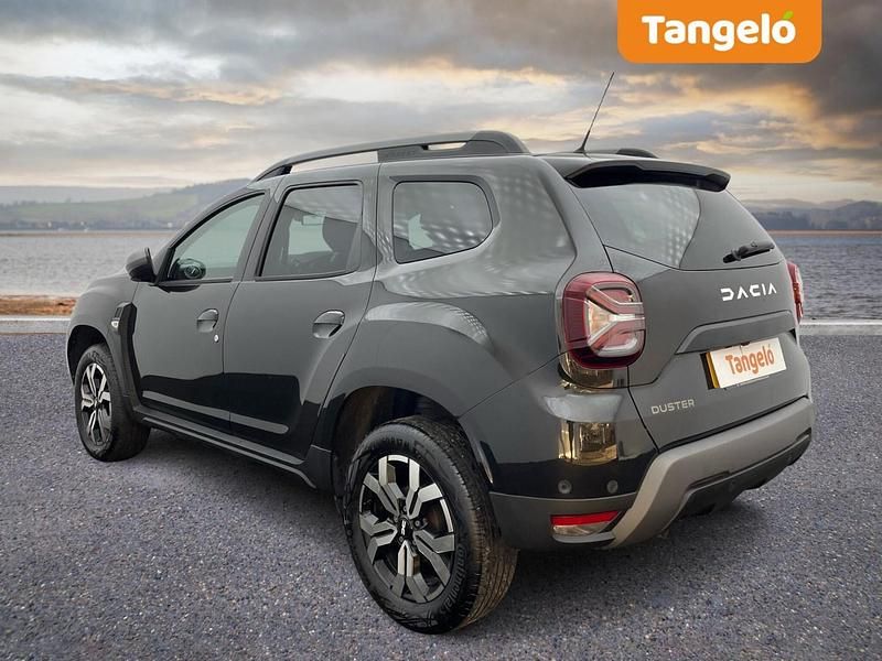 Used Dacia Duster Journey 90 HP (66 kW) 2023 Black Hatchback