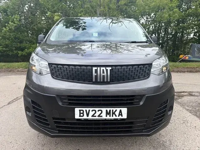Käytetty Fiat Scudo 2022 Harmaa Van