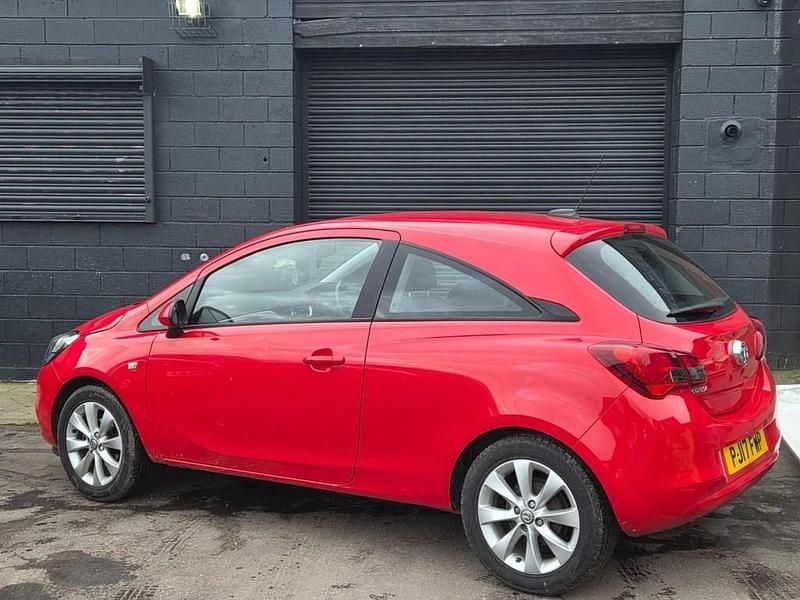 Used Vauxhall Corsa 75 HP (55 kW) 2017 Red Hatchback