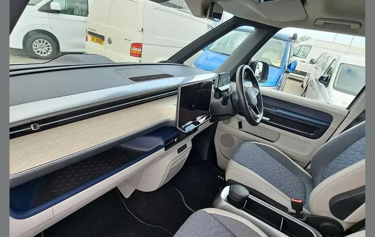 Used VW ID. Buzz Pro 210 kW (286 HP) 2024 Silver MPV