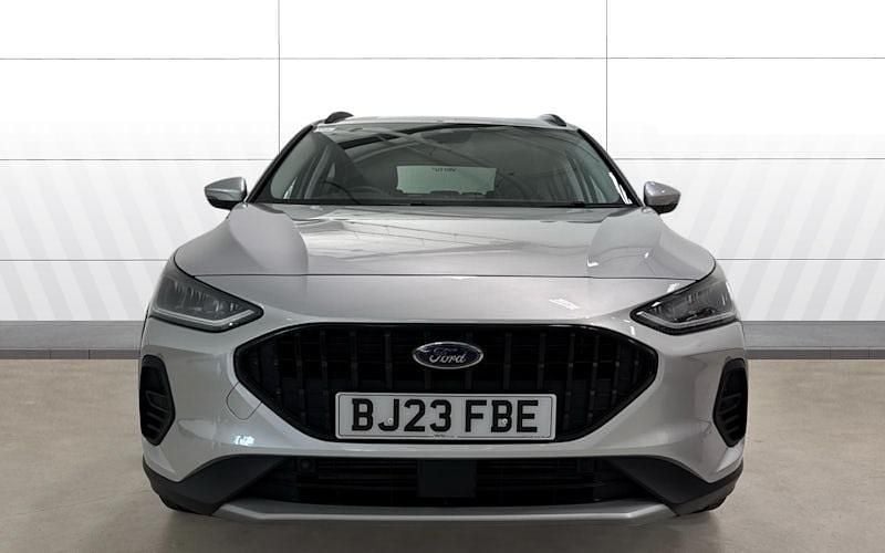 Used Ford Focus Active X 125 HP (91 kW) 2023 Silver Hatchback