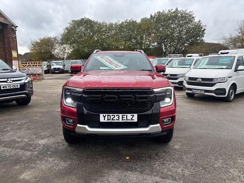 Used Ford Ranger Platinum 240 HP (176 kW) 2023 Red Pickup