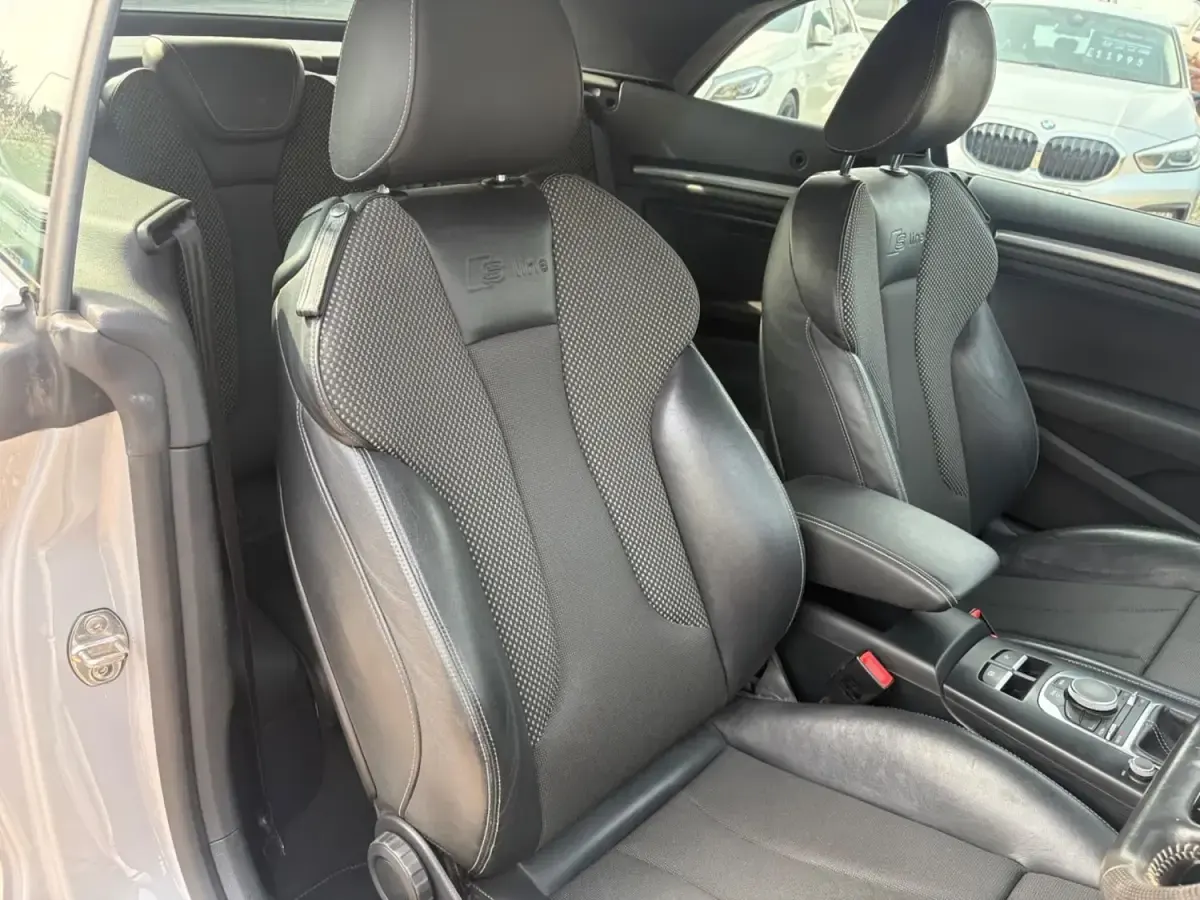 Usado Audi A3 Cabriolet S-Line 2014 Gris Descapotable