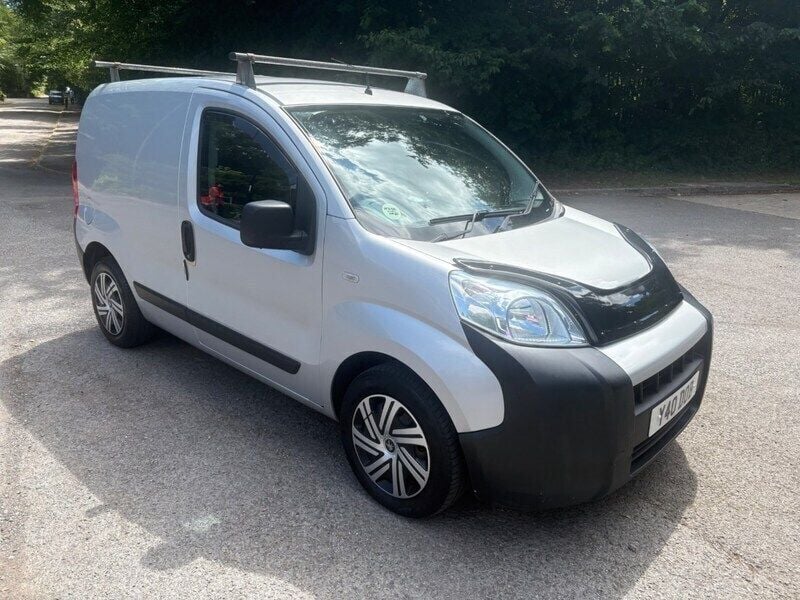 Grey Used 2017 Peugeot Bipper MPV | £4,999 (Expensive) - Image 1/4