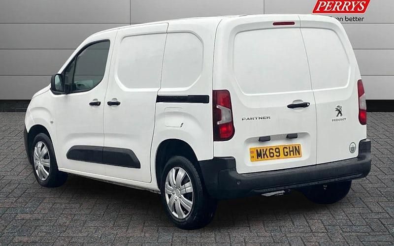 Used Peugeot Partner 102 HP (75 kW) 2021 MPV